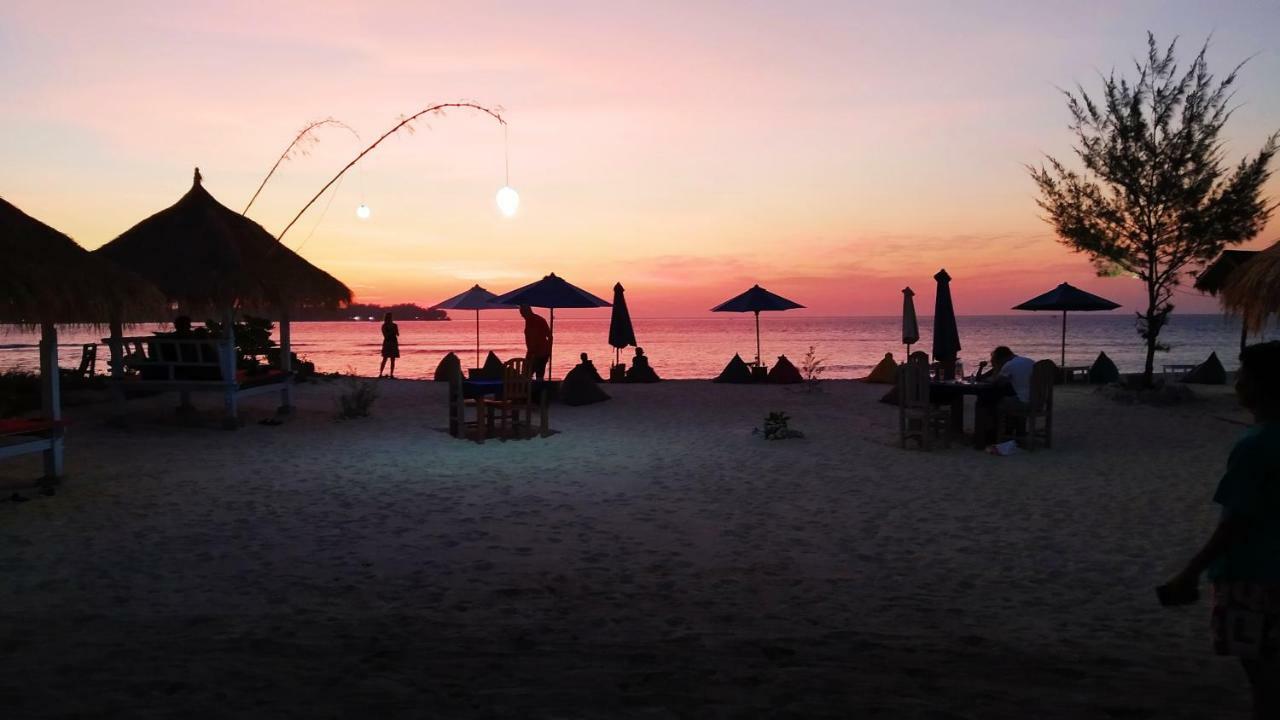 Sunset Beach Bungalow Gili Meno Eksteriør bilde