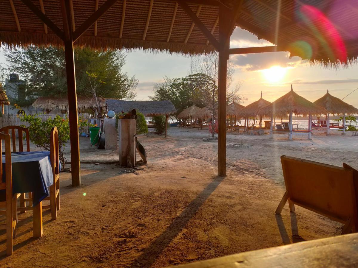Sunset Beach Bungalow Gili Meno Eksteriør bilde